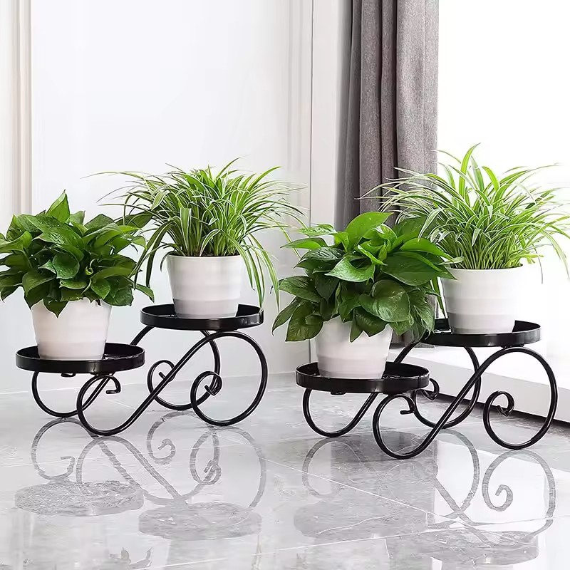 New Style Lower Price Garden Outdoor Rustic Metal Black Storage Holder Flower Plant Pot Tray Rack For Decoration